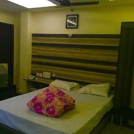 Hotel Devibala Residency Villupuram Exterior foto